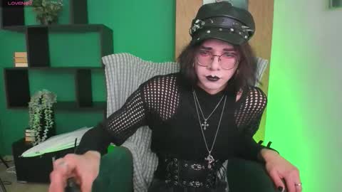 Snapshot of astortepes chatting on 10.30.25 A S T O R online show from 10.30.25