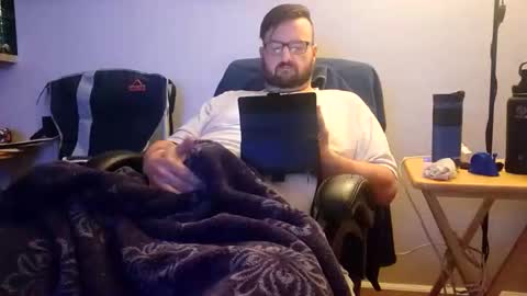 Snapshot of astra916 chatting on 12.01.25 astra916 online show from 12.01.25