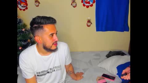 Mag and Molly online show from 12.18.25