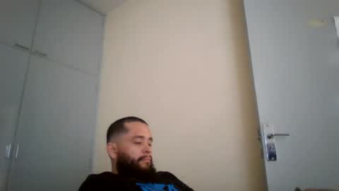 Snapshot of astro_boy_01 chatting on 05.24.26 astro_boy_01 online show from 05.24.26