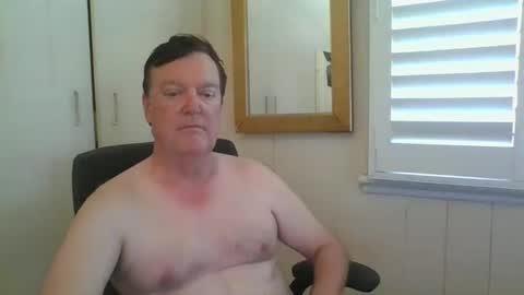 Snapshot of astute008 chatting on 11.27.25 astute008 online show from 11.27.25