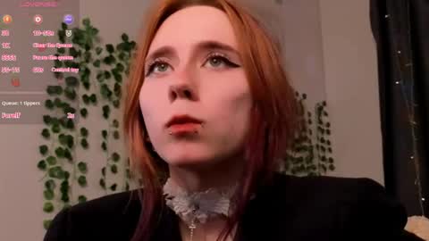 Snapshot of asuka_miu chatting on 05.29.26 Asuka online show from 05.29.26