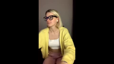 asya_new online show from 11.04.25