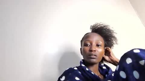 Snapshot of atara_seren chatting on 05.04.26 atara_seren online show from 05.04.26