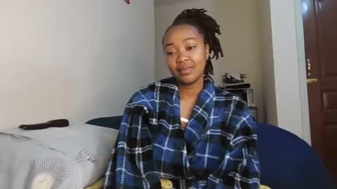 Snapshot of atara_seren chatting on 06.06.26 atara_seren online show from 06.06.26