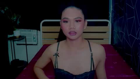 atashakendall online show from 12.03.25