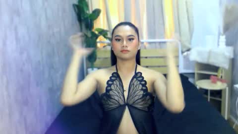 atashakendall online show from 02.05.26