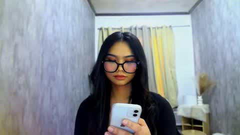 atashakendall online show from 02.13.26