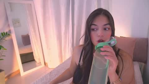 Snapshot of atena676 chatting on 05.08.26 atena676 online show from 05.08.26
