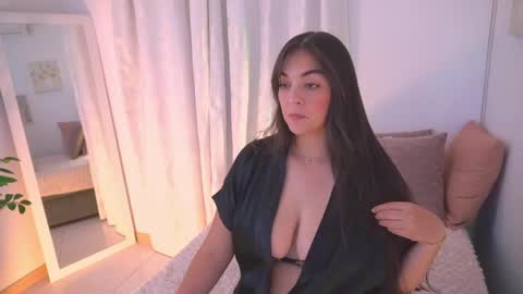 Snapshot of atena676 chatting on 05.28.26 atena676 online show from 05.28.26