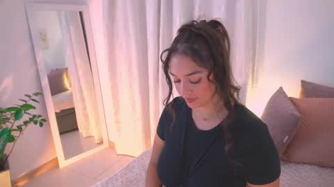 Snapshot of atena676 chatting on 06.05.26 atena676 online show from 06.05.26