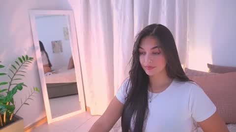 Snapshot of atena676 chatting on 06.13.26 atena676 online show from 06.13.26