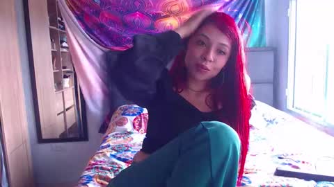atena messy online show from 10.20.25