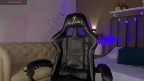 Atenea online show from 03.05.26