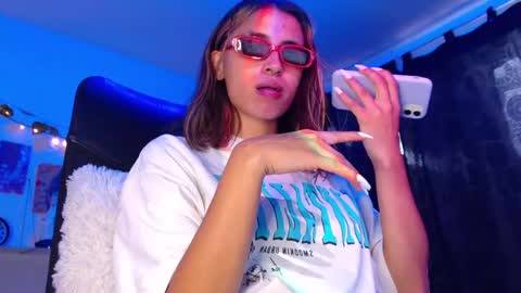 Snapshot of ateneasairce chatting on 12.08.24 Atenea online show from 12.08.24