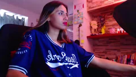 Snapshot of ateneasairce chatting on 02.21.25 Atenea online show from 02.21.25