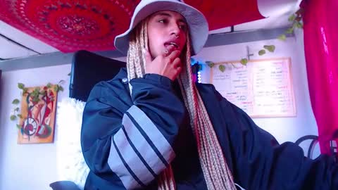 Snapshot of ateneasairce chatting on 10.22.25 Atenea online show from 10.22.25