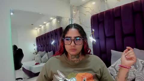 Atennea Diiossa online show from 12.18.25