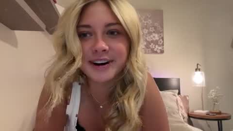 Snapshot of athenaaa8 chatting on 07.24.26 Athena online show from 07.24.26