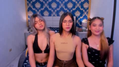 Snapshot of athenaheart chatting on 02.04.25 Ady online show from 02.04.25