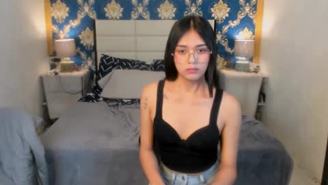 Snapshot of athenaheart chatting on 02.10.25 Ady online show from 02.10.25