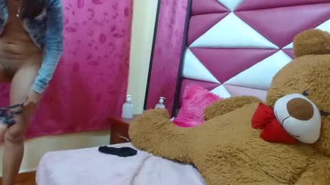 athenayoness online show from 12.29.24