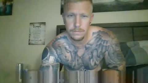 AthleticWhiteboy777 online show from 05.26.26