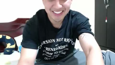 Snapshot of athleticboy2026 chatting on 06.05.26 Robin online show from 06.05.26