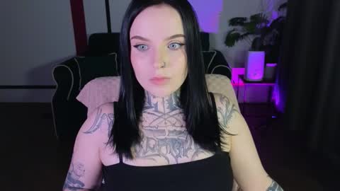 online every day between 10am-23pm online show from 01.12.26