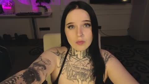 online every day between 10am-23pm online show from 04.06.26