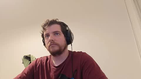 Snapshot of atomicoliver chatting on 09.24.25 atomicoliver online show from 09.24.25