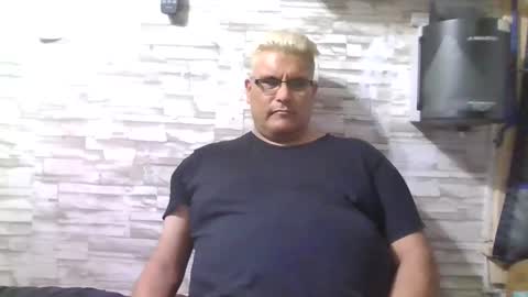 Snapshot of atr2424 chatting on 02.03.25 A online show from 02.03.25