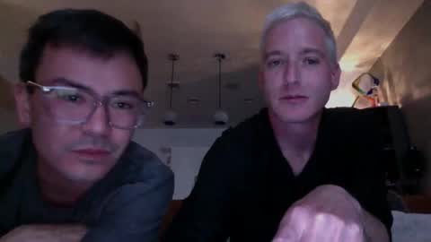 Snapshot of atwandagp chatting on 04.06.26 Thomas and Garret online show from 04.06.26