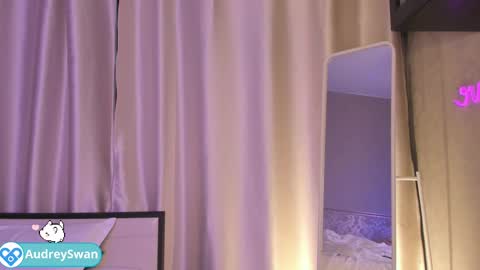 Mary online show from 02.17.25