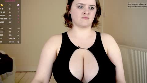 Audrey Jacq online show from 04.08.26