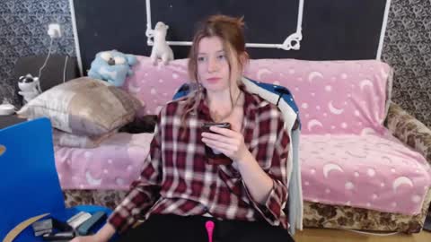 Snapshot of audrieplaza chatting on 06.18.26 Verona nika online show from 06.18.26