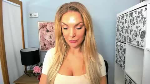 AulloraSensual online show from 12.07.24