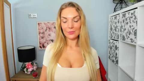 AulloraSensual online show from 02.09.25