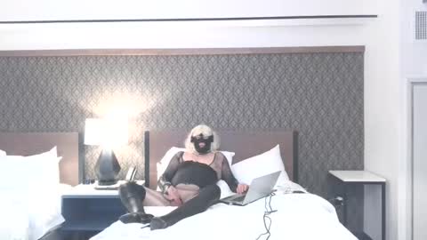 Snapshot of auntiejoan chatting on 01.20.25 Dodge001 online show from 01.20.25