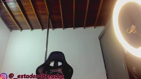 Snapshot of aurabonett chatting on 04.06.26 aura online show from 04.06.26