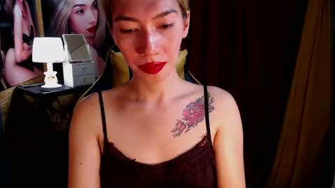 Snapshot of aurakharisma_xx chatting on 12.08.24 Miss awra online show from 12.08.24