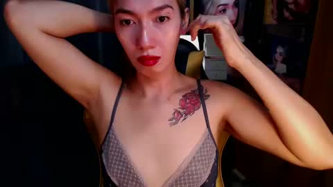 Snapshot of aurakharisma_xx chatting on 01.26.25 Miss awra online show from 01.26.25