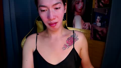 Snapshot of aurakharisma_xx chatting on 09.18.25 Miss awra online show from 09.18.25
