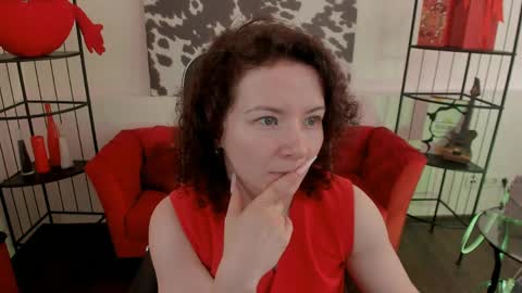 Aurelia online show from 05.25.26