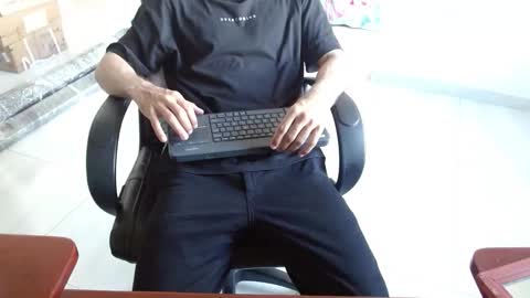 Aureliano online show from 02.24.26