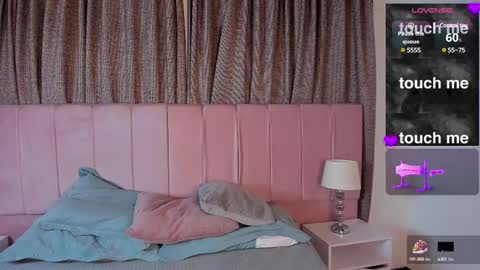 aurora_divine online show from 02.28.25