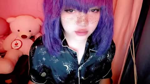 cute online show from 07.24.26