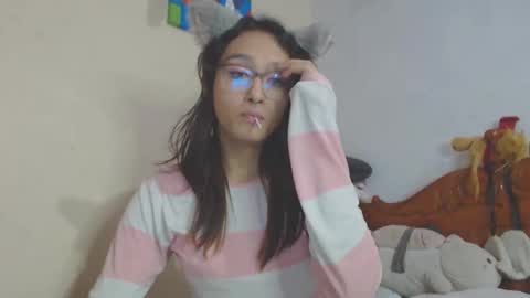 Aurora sanders ig Aurora 001x online show from 10.30.25