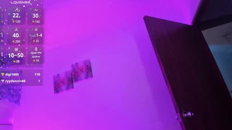 Snapshot of aurorarojas chatting on 03.09.25 Aurora Rojas online show from 03.09.25