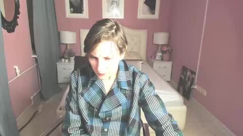 Aurora online show from 03.08.25